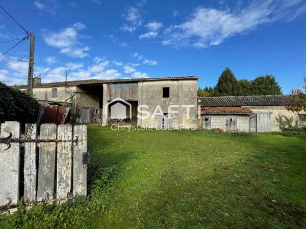 Ancien corps de ferme à rénover 250m² au sol