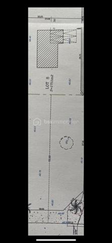 Terrain de 1 711 m²