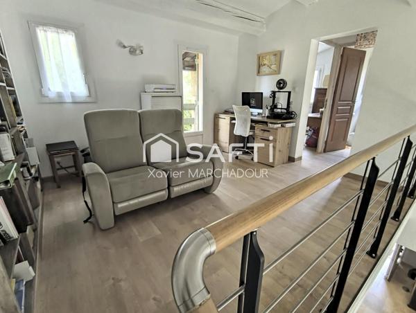 VILLA T4 AVEC STUDIO, JARDIN ET BELLE VUE MER