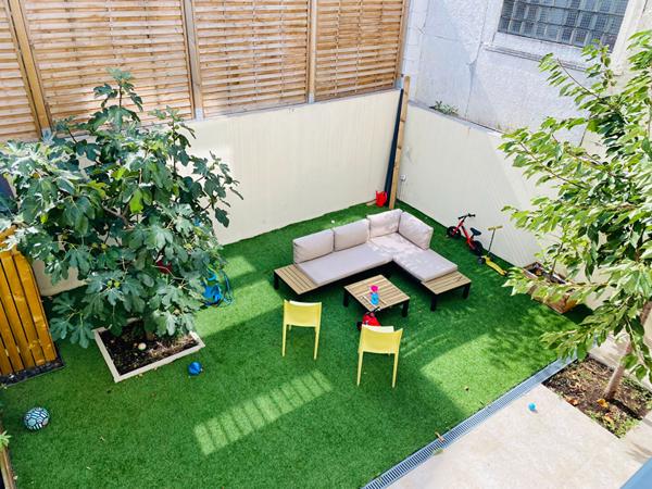 Nous vous proposons cette belle maison de prestige dans le quartier du mont valérien.