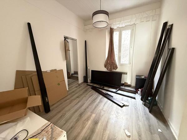 Gardanne - 13120 - appartement T2 d'environ 54m² - centre ville - idéal investisseur ou premier achat.