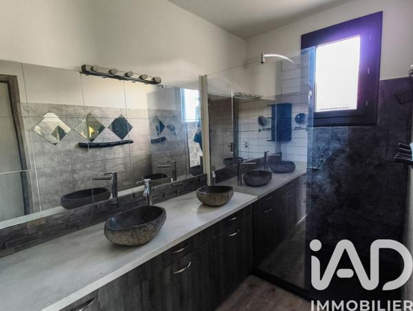 Maison à vendre 6 pièces 130 m² Ruoms