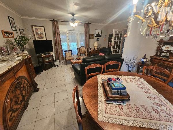 15272
A URIMENIL (88220) 24 Les Peuteux.
Une maison à usage d’habitation de 1976