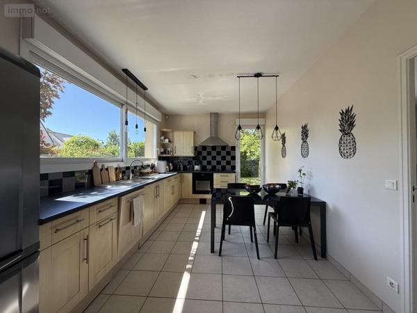 Maison à vendre à Gueux dans la Marne (51390), ref : 51066-1979
