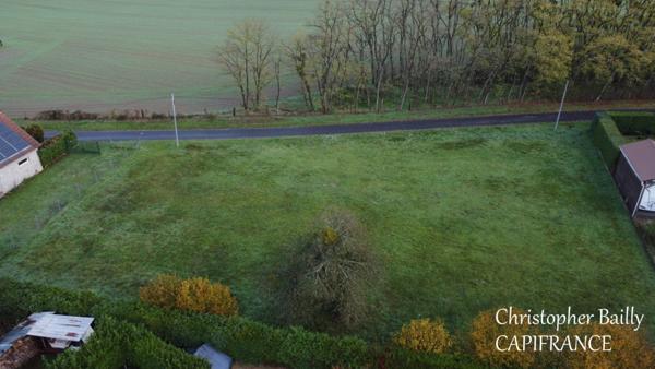 Terrain à bâtir sur la commune de Diou