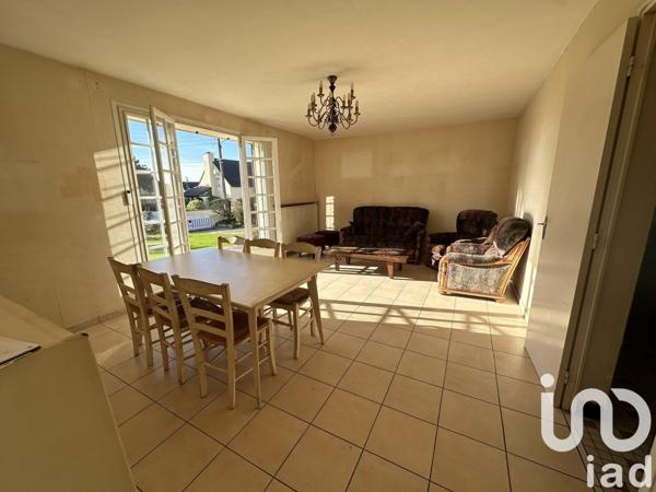 Maison 4 pièces de 90 m² à Saint-Pair-sur-Mer (50380)
