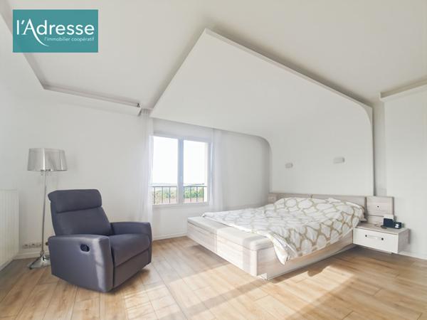 Maison Meulan En Yvelines 263 m², sous sol total, 1500 m² de parcelle