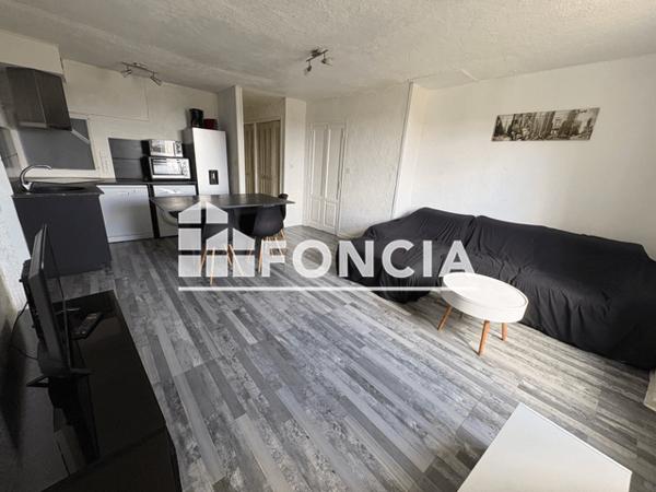 Location Appartement meublé 2 pièces 41.38 m² - 25 AVENUE CARNOT Ales 30100