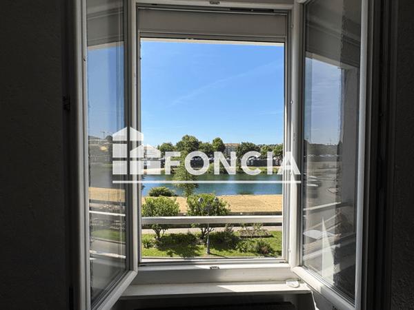 Location Appartement meublé 2 pièces 41.38 m² - 25 AVENUE CARNOT Ales 30100