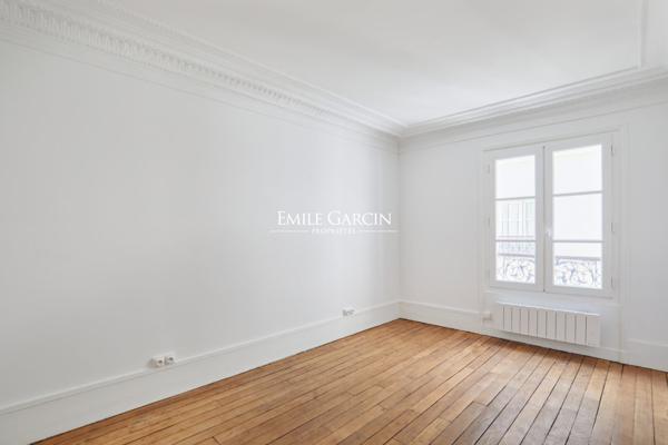 A vendre - appartement - 66 m² -  Paris - 75007 - Carré des Antiquaires