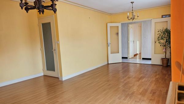 Maison
         3 pièces
        - 71 m² 209 500 € *