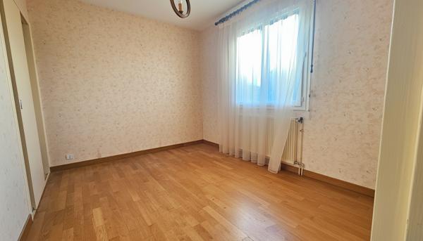 Maison
         3 pièces
        - 71 m² 209 500 € *