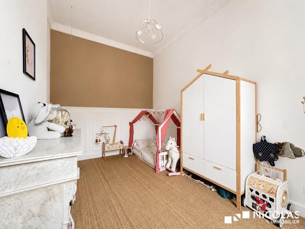 Appartement T3 rénové avec cachet – Jardin Public / Chartrons