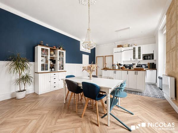 Appartement T3 rénové avec cachet – Jardin Public / Chartrons