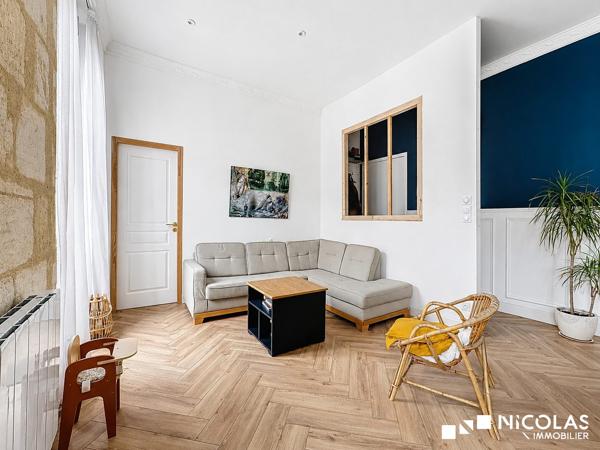 Appartement T3 rénové avec cachet – Jardin Public / Chartrons
