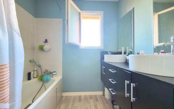 Maison à vendre    4 pièces • 95 m2 Lançon-Provence