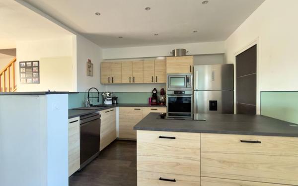 Maison à vendre    4 pièces • 95 m2 Lançon-Provence