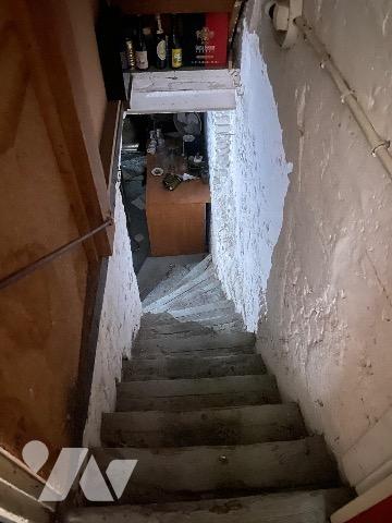 Local commercial situé face au palais de justice