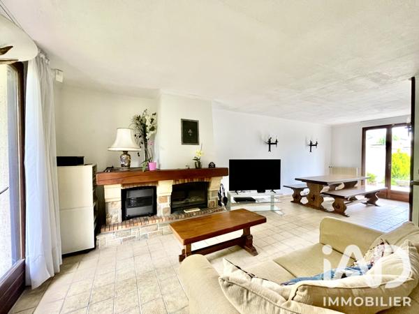 Maison à vendre 8 pièces 163,59 m² Moissy-Cramayel