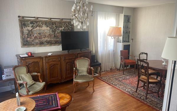 Maison à vendre    4 pièces • 75,09 m2 Viroflay