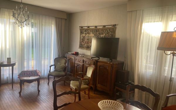 Maison à vendre    4 pièces • 75,09 m2 Viroflay