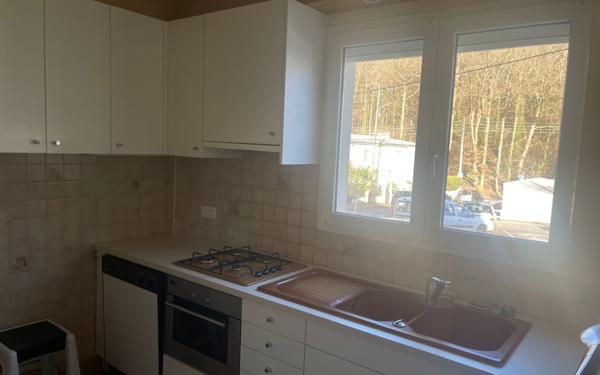 Maison à vendre    4 pièces • 75,09 m2 Viroflay