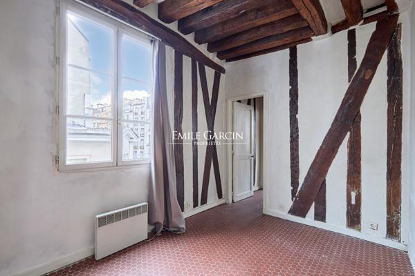 A vendre - appartement - Paris 75004 - Proche place des Vosges