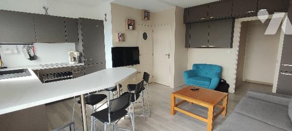 T2/T2-cabine de 40,14m² en étage élevé avec cave proche MARCHE
