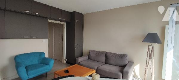 T2/T2-cabine de 40,14m² en étage élevé avec cave proche MARCHE