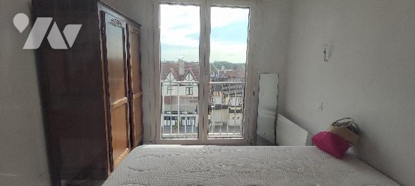 T2/T2-cabine de 40,14m² en étage élevé avec cave proche MARCHE
