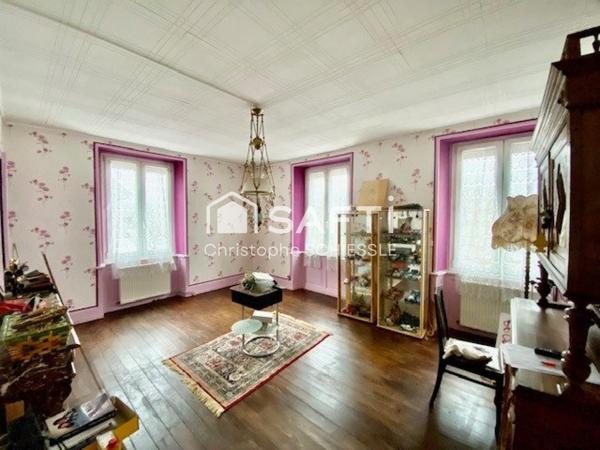 Immeuble , 3 appartements, avec garage, cave