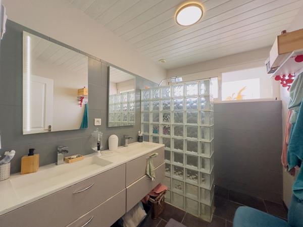 Maison La Roche Sur Yon 166 m² Sacré Coeur