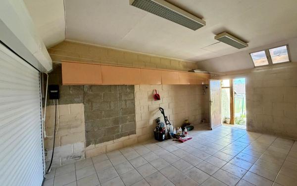 Maison à vendre    3 pièces • 108 m2 Saint-Quentin