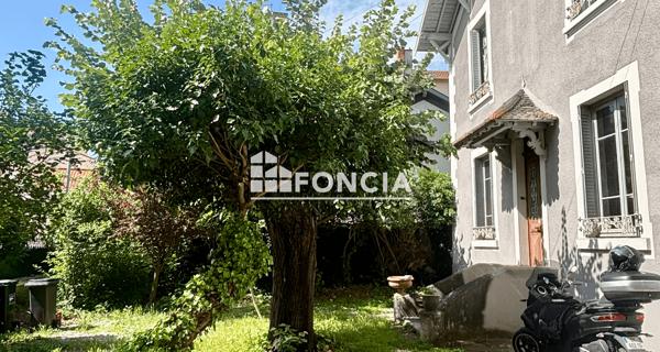 À vendre Maison 8 pièces 220 m² - Lyon 69003