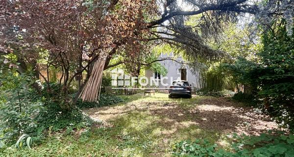 À vendre Maison 8 pièces 220 m² - Lyon 69003