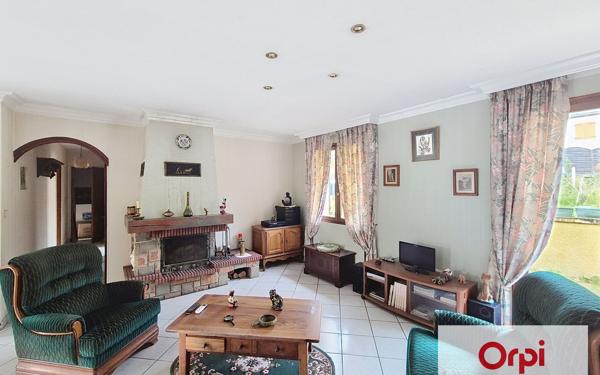 Maison à vendre    3 pièces • 85 m2 Terrasson-Lavilledieu