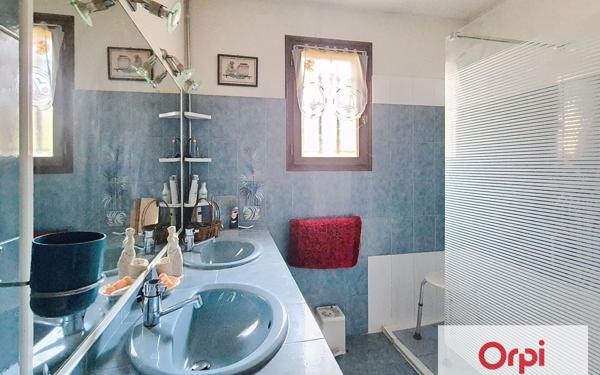 Maison à vendre    3 pièces • 85 m2 Terrasson-Lavilledieu