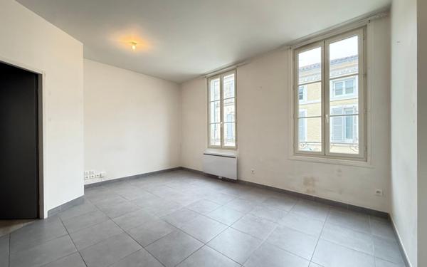 Appartement à vendre    5 pièces •  Surgères
