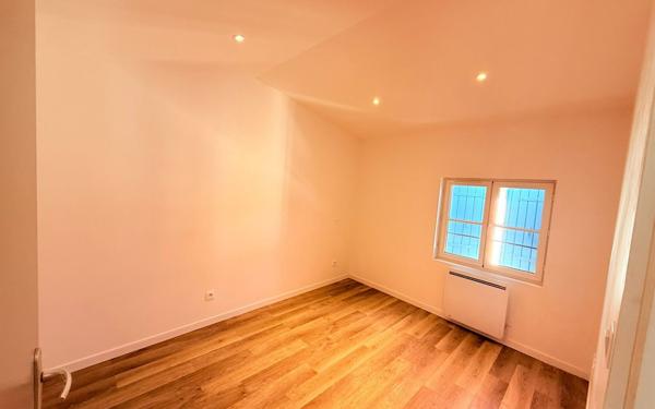 Appartement à vendre    5 pièces •  Surgères