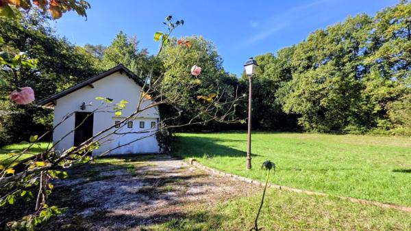 Vente Maison de village 7 pièces 210 m2 à Clémont