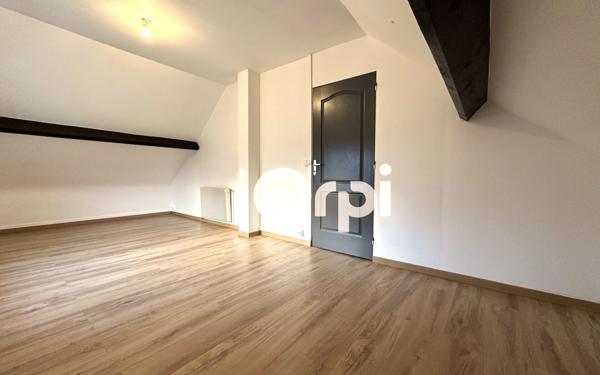 Maison à louer    3 pièces •  Crouy