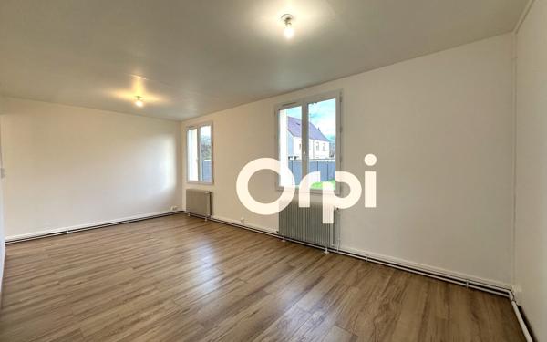 Maison à louer    3 pièces •  Crouy