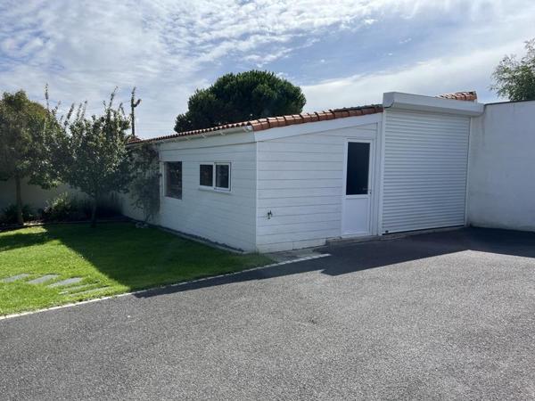 Maison à vendre |  Vaux-sur-Mer |  8 pièces | 246 m²