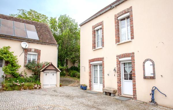 Pailly (89140) À vendre : Belle maison familiale avec potentiel locatif !