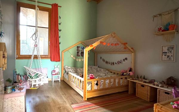 Maison à vendre    9 pièces •  Thénac