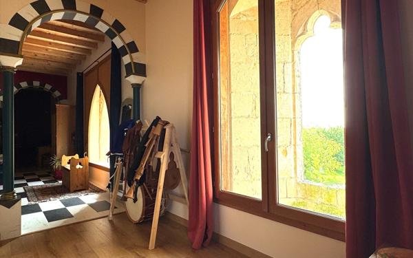 Maison à vendre    9 pièces •  Thénac