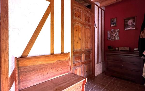 Maison à vendre    9 pièces •  Thénac