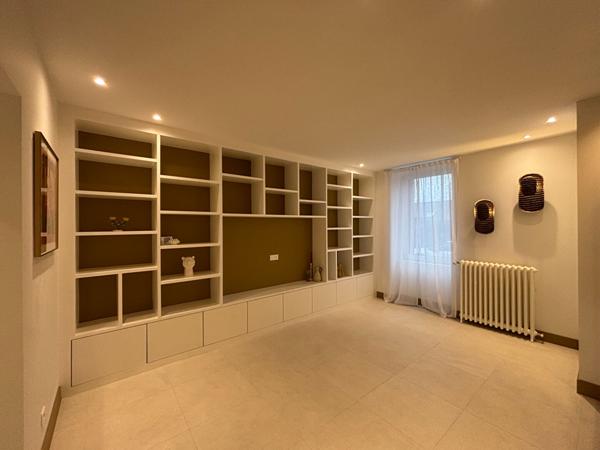 Maison de ville entièrement rénovée - Laval 6 pièce(s) - 103.81 m2 avec terrasse et jardin