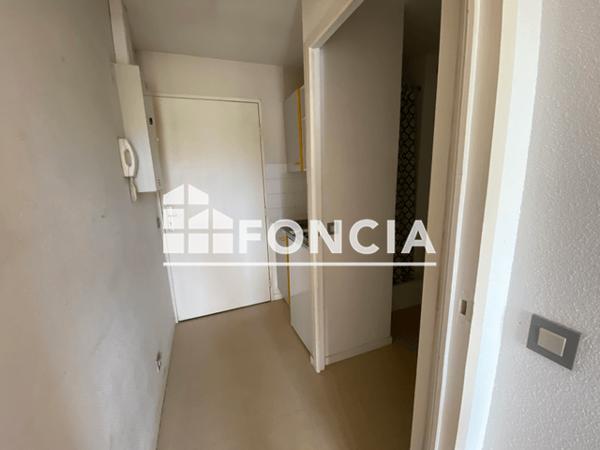 Location Studio 17.42 m² - 18 PLACE WURZBURG Caen 14000