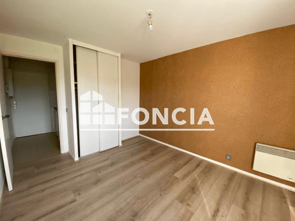 Location Studio 17.42 m² - 18 PLACE WURZBURG Caen 14000